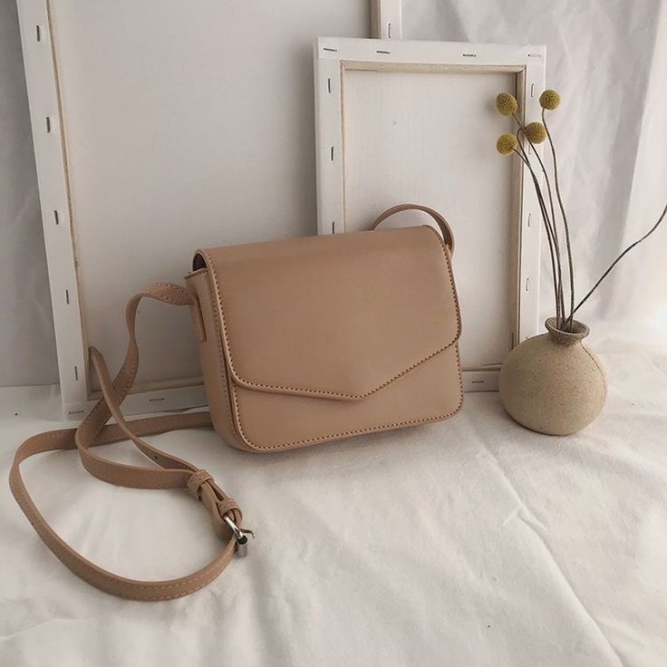 Handbags: More Than Just an Accessory